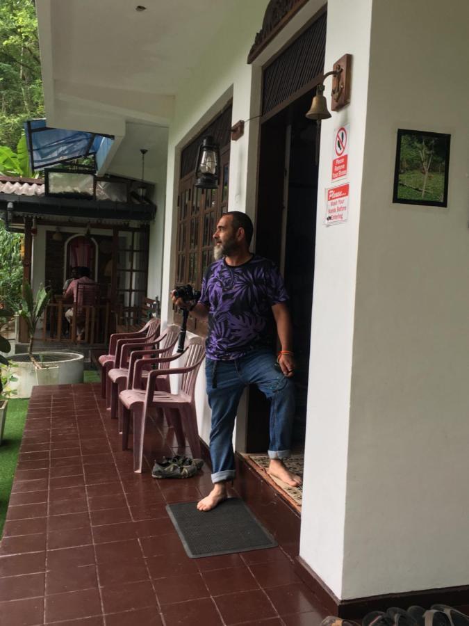 Villa25 Homestay Free Pick Up From The Centre Kandy Exterior photo